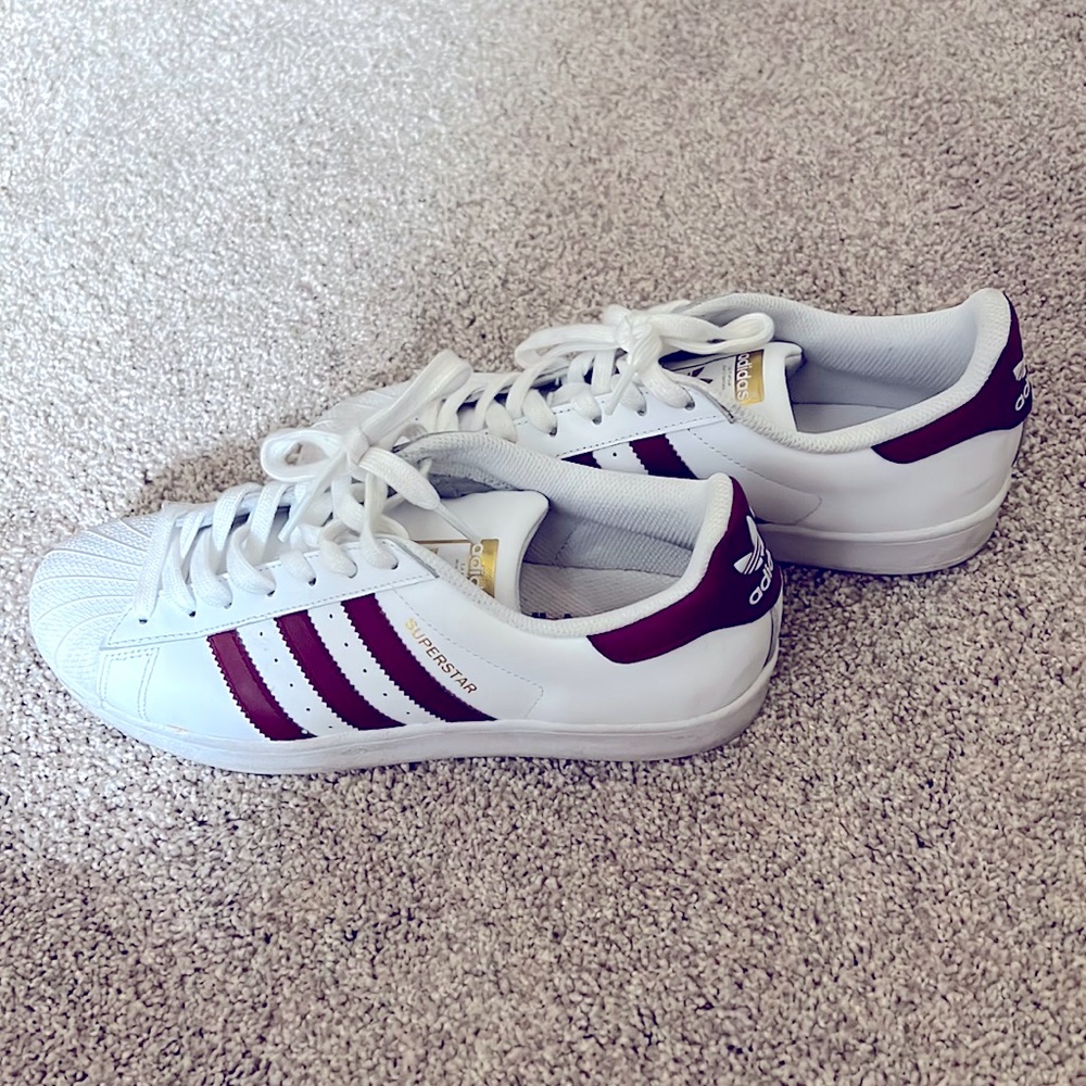 Adidas superstar shoes size 9